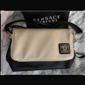 VERSACE FRAGRANCE 🧑‍🎄 CROSSBODY/CLUTCH 💕 BAG W/DUST BAG